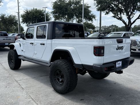 Used 2021 Jeep Gladiator Sport AWD/4WD image 7