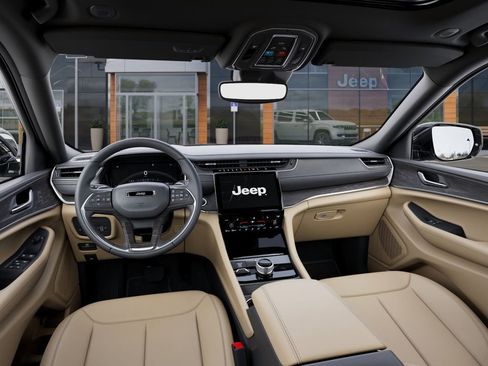 New 2025 Jeep Grand Cherokee L Limited AWD/4WD image 15