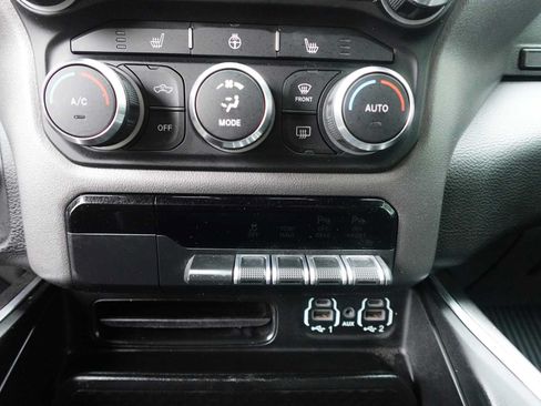 Used 2021 RAM 1500 Big Horn AWD/4WD image 22