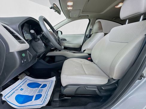 Used 2018 Honda HR-V EX image 27