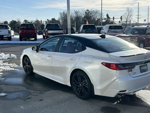 Used 2025 Toyota Camry XSE image 6