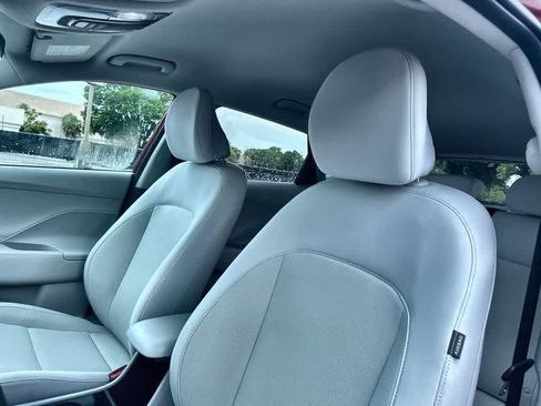 Used 2024 Hyundai Kona SEL w/ Convenience Package FWD image 14