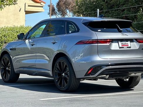 New 2026 Jaguar F-PACE R-Dynamic S image 3