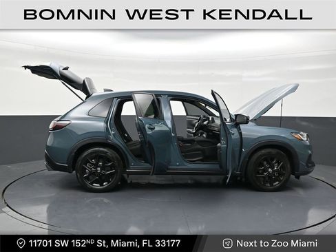 Used 2025 Honda HR-V Sport image 29