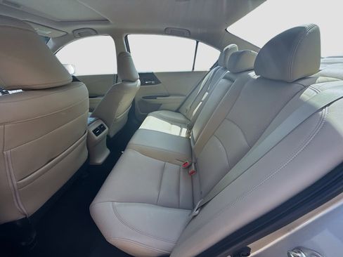 Used 2015 Honda Accord EX-L image 23