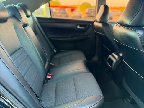 Used 2015 Toyota Camry SE image 15