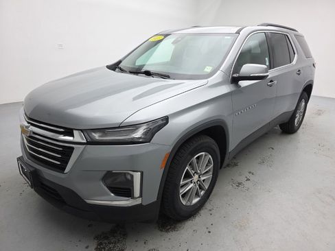 Used 2023 Chevrolet Traverse LT AWD/4WD image 6
