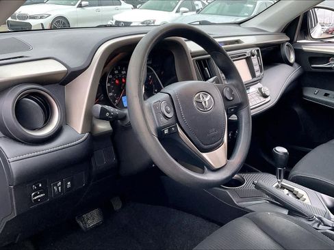 Used 2014 Toyota RAV4 XLE image 15