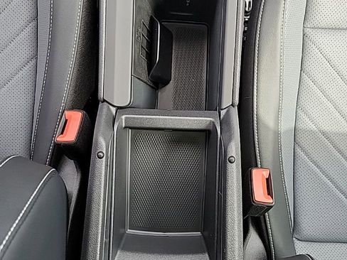 New 2026 Volkswagen Tiguan SE AWD/4WD image 40