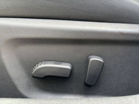 Used 2025 Nissan Altima 2.5 SV FWD image 18