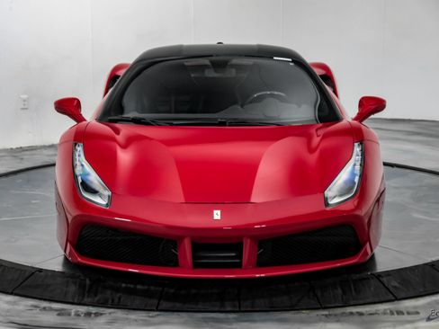 Used 2017 Ferrari 488 GTB RWD image 36