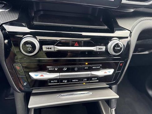 Used 2023 Ford Explorer ST-Line w/ Class IV Trailer Tow Package image 15