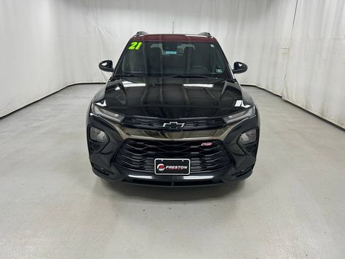 Used 2021 Chevrolet TrailBlazer RS w/ Convenience Package AWD/4WD image 3