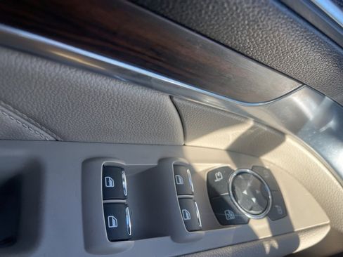 Used 2018 Ford Explorer Limited w/ Equipment Group 301A image 21