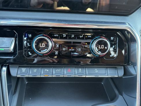 New 2025 GMC Sierra 2500 Denali Ultimate w/ Max Trailering Package AWD/4WD image 32