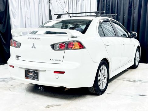 Used 2016 Mitsubishi Lancer ES image 5