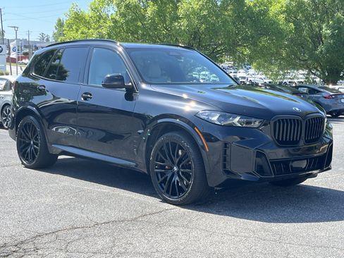 Used 2024 BMW X5 xDrive40i w/ M Sport Package image 33