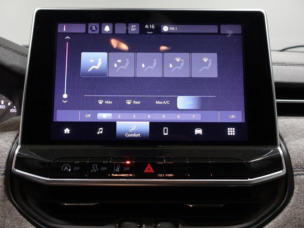 Certified 2022 Jeep Compass Latitude AWD/4WD image 28