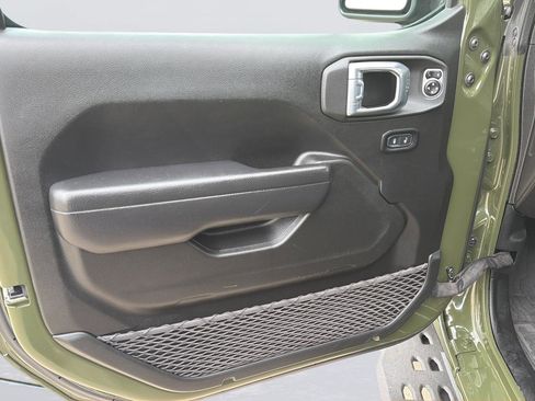 Used 2022 Jeep Gladiator Mojave w/ LED Lighting Group image 21