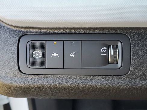 New 2027 Chevrolet Bolt LT image 21