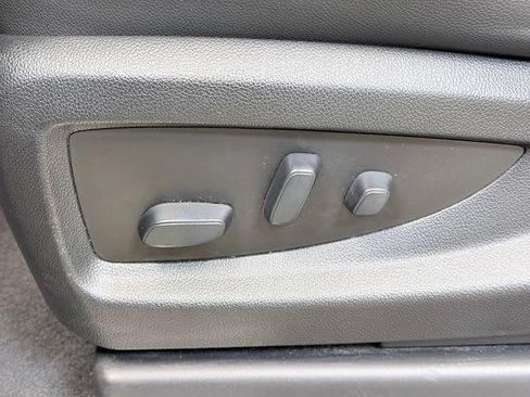 Used 2020 Chevrolet Tahoe LT AWD/4WD image 14