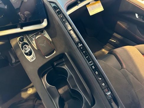 Used 2024 Chevrolet Corvette Z06 RWD image 27