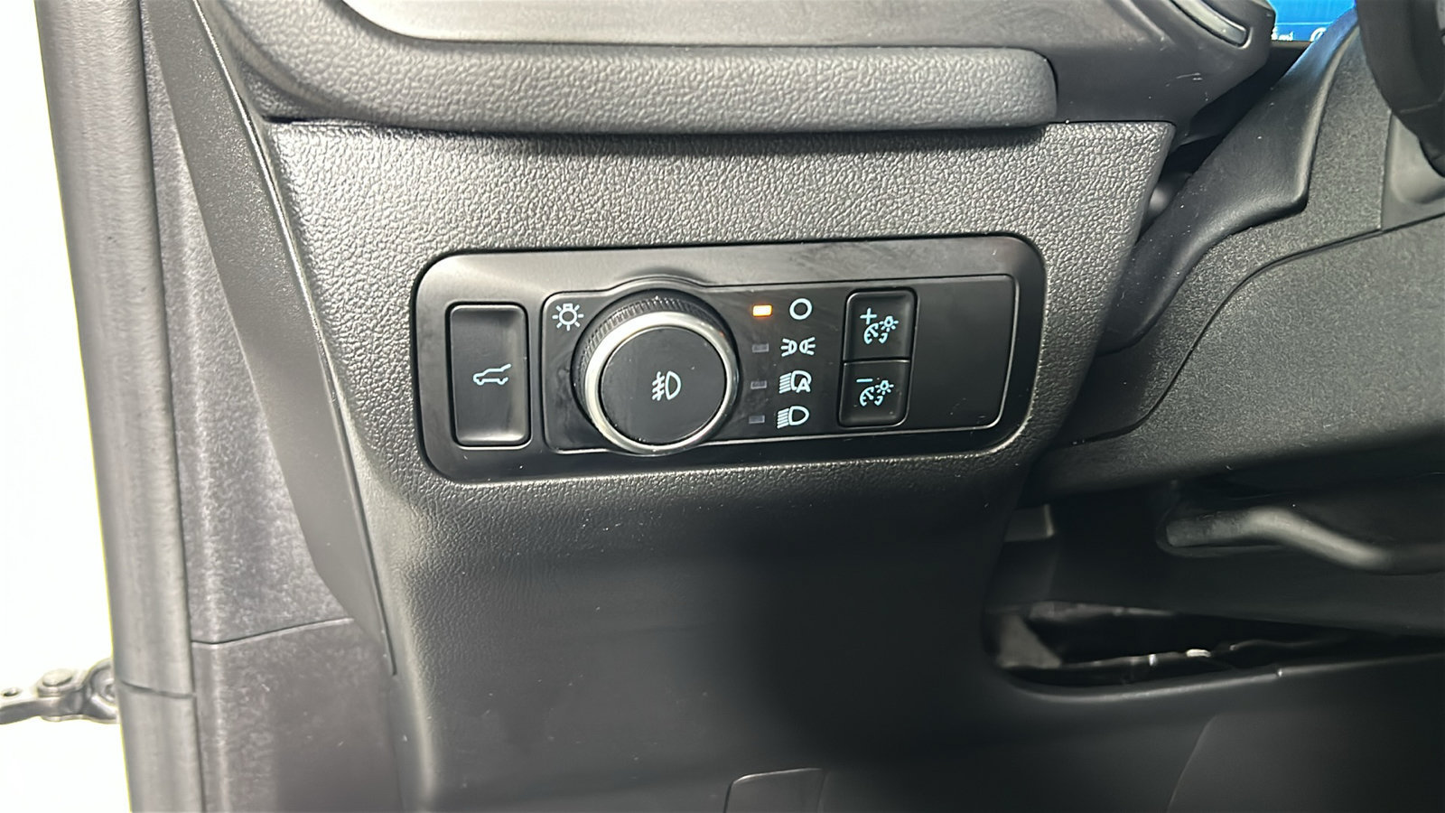 Used 2024 Ford Escape Platinum AWD/4WD image 23