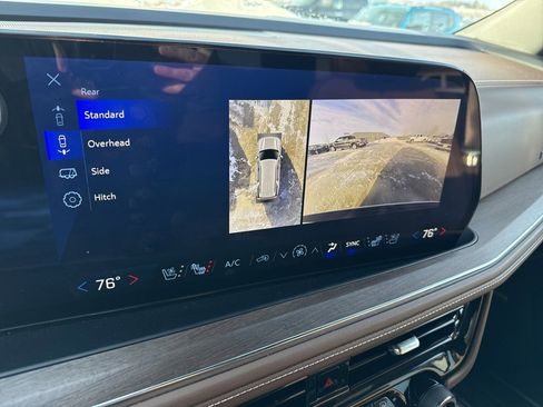 Used 2025 Chevrolet Tahoe High Country image 8