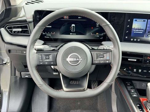 New 2026 Nissan Kicks SR w/ Cold Weather Package FWD image 18