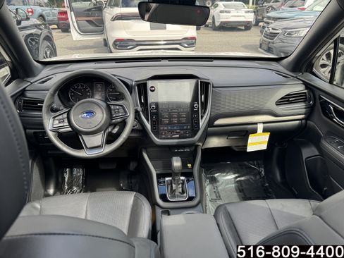 Used 2025 Subaru Forester Limited AWD/4WD image 13