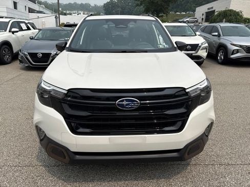 Used 2025 Subaru Forester Sport AWD/4WD image 8
