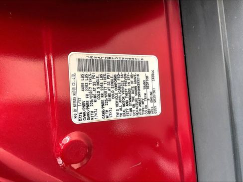 Used 2017 Nissan Rogue SV FWD image 33