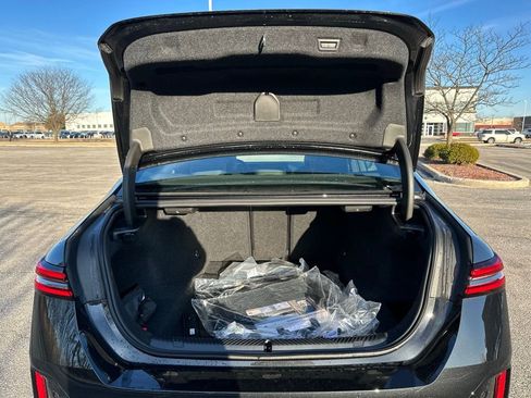 New 2026 BMW 530i xDrive w/ M Sport Package image 25