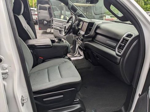 Used 2023 RAM 1500 Big Horn AWD/4WD image 15