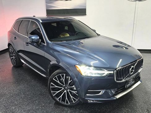 Used 2020 Volvo XC60 T6 Inscription w/ Protection Package Premier AWD/4WD image 3