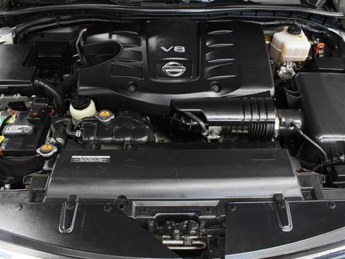 Used 2018 Nissan Armada Platinum AWD/4WD image 21
