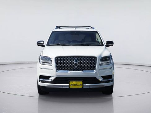 Used 2020 Lincoln Navigator Reserve w/ Luxury Package AWD/4WD image 3