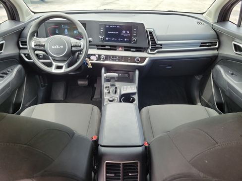 Used 2025 Kia Sportage LX FWD image 18