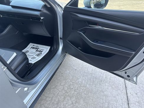 Used 2019 MAZDA MAZDA3 Sedan w/ Select Package FWD image 39