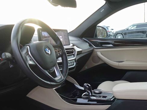 Used 2023 BMW X4 xDrive30i w/ Parking Assistance Package image 12