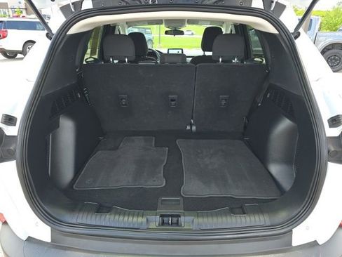 Used 2025 Ford Escape Active AWD/4WD image 16