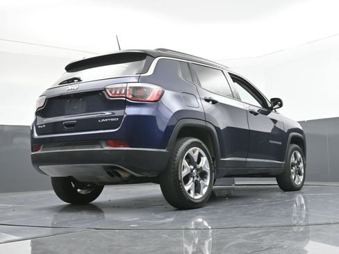 Used 2019 Jeep Compass Limited image 28