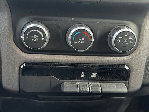 Certified 2024 RAM 1500 Big Horn image 33