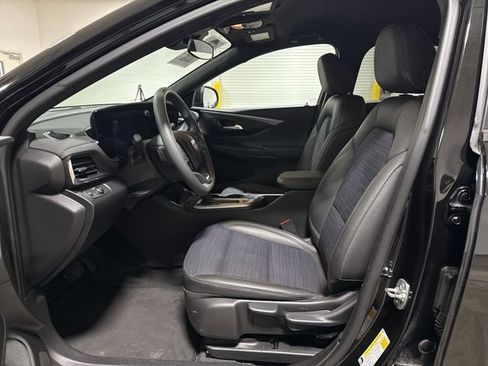 Used 2024 Buick Envista Preferred w/ Advanced Safety Package FWD image 19