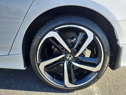 Used 2022 Honda Accord Sport image 30