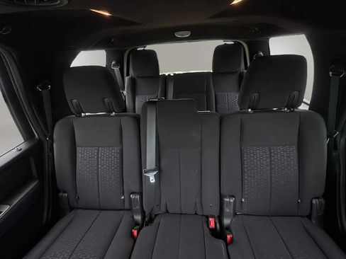 Used 2017 Ford Expedition XL w/ Equipment Group 101A AWD/4WD image 28