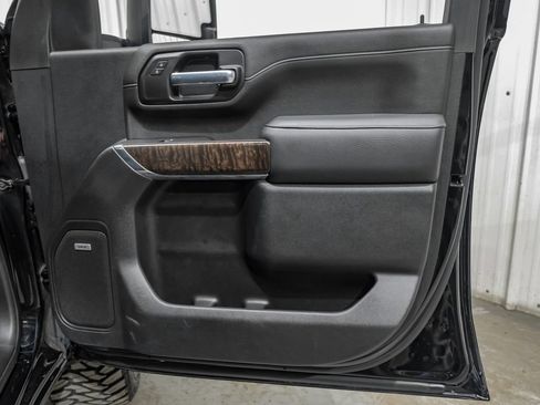Used 2020 GMC Sierra 2500 Denali w/ Denali Ultimate Package AWD/4WD image 44