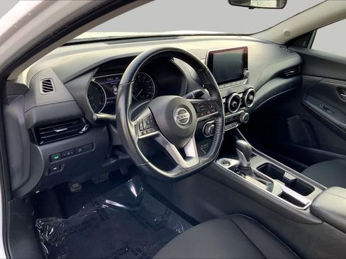 Used 2022 Nissan Sentra SV FWD image 17