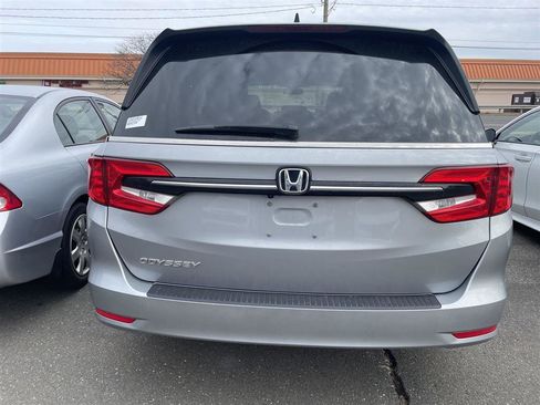 Used 2024 Honda Odyssey EX image 6