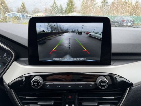 Used 2022 Ford Escape SE w/ Convenience Package image 23